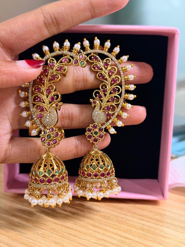 Gold-Plated Pearl Border Kaan Chain Jewelry