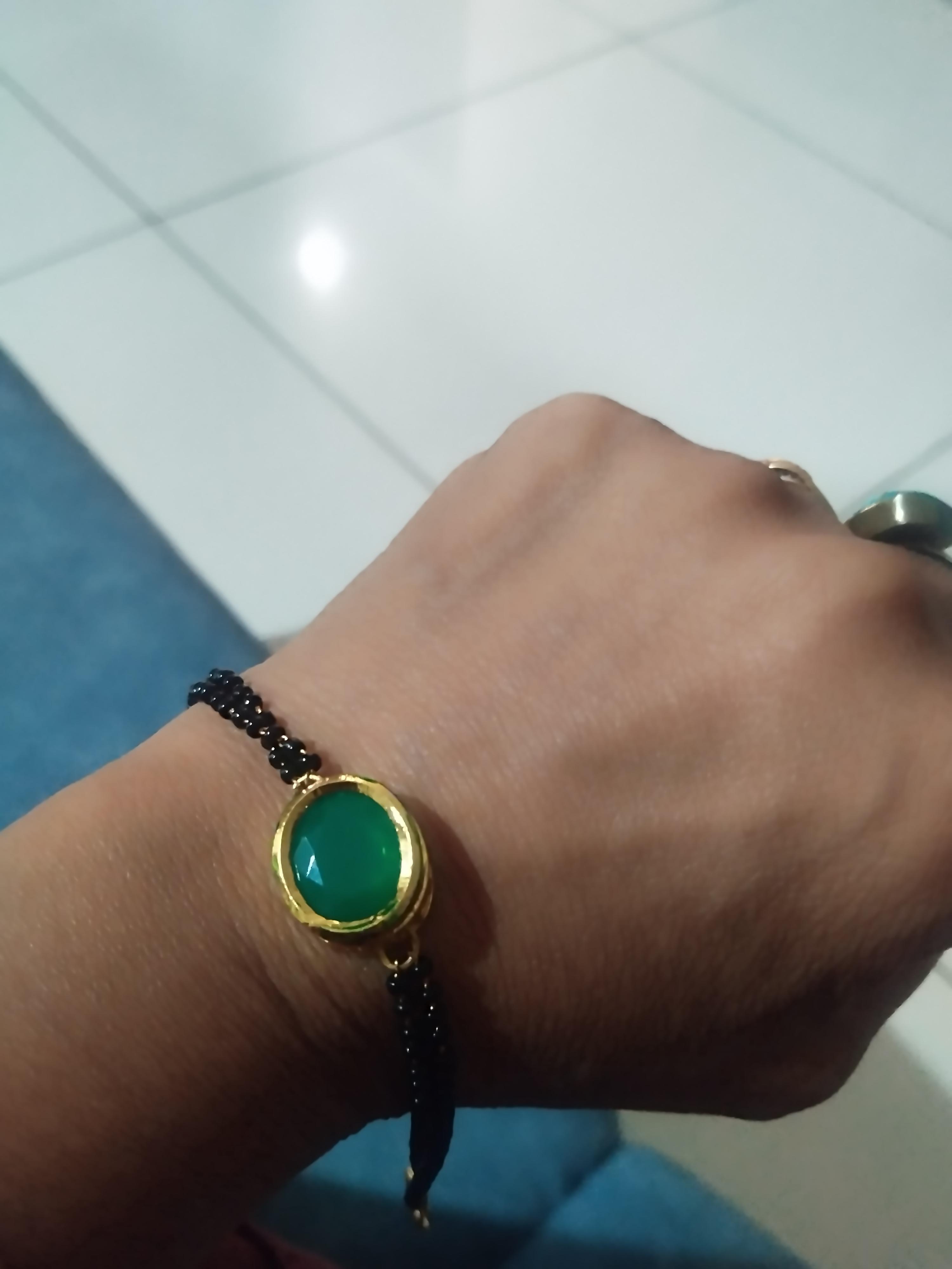 Green Oval Kundan Bracelet Mangalsutra