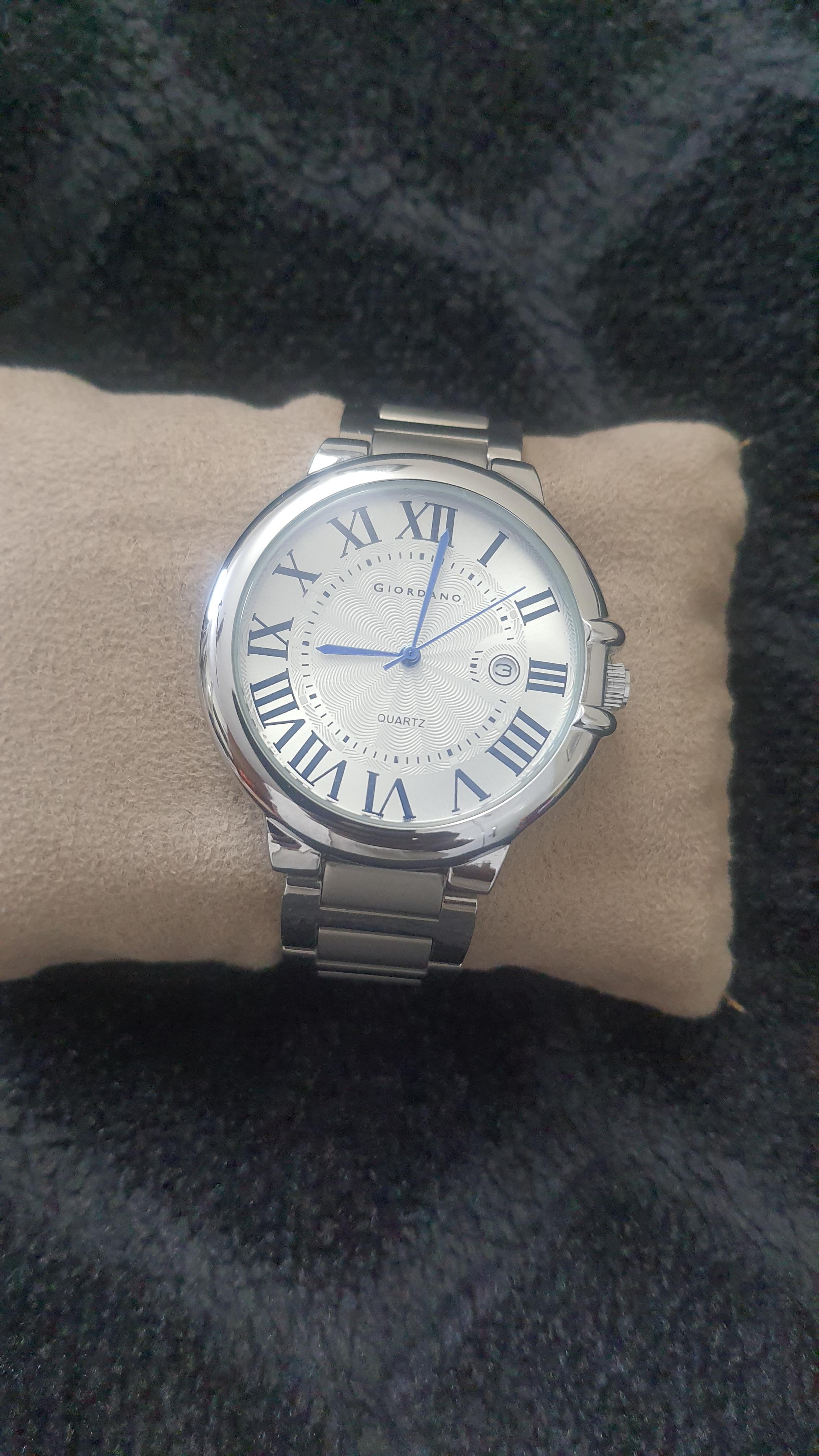 Giordano Analog Quartz Watch For Men Stainless Steel Strap, Textured Dial With Roman Numerals, Blue Hands, Date Display