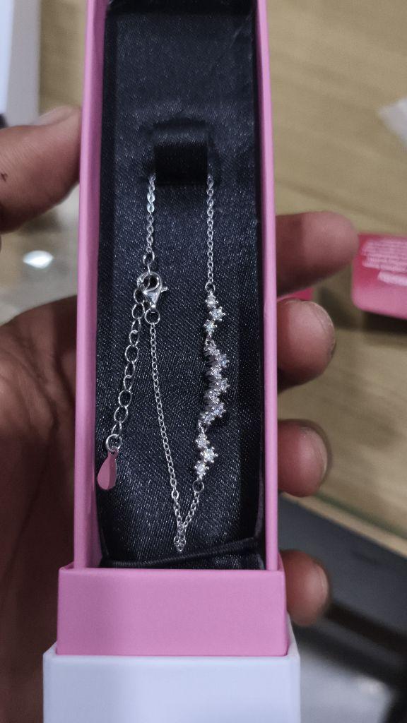 Giva 925 Sterling Silver Beautiful Glittering Bracelet