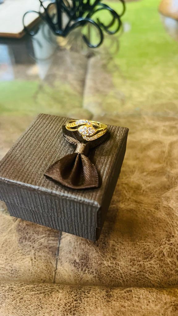 Gold-Plated Swirl Spark Anti-Tarnish Ring