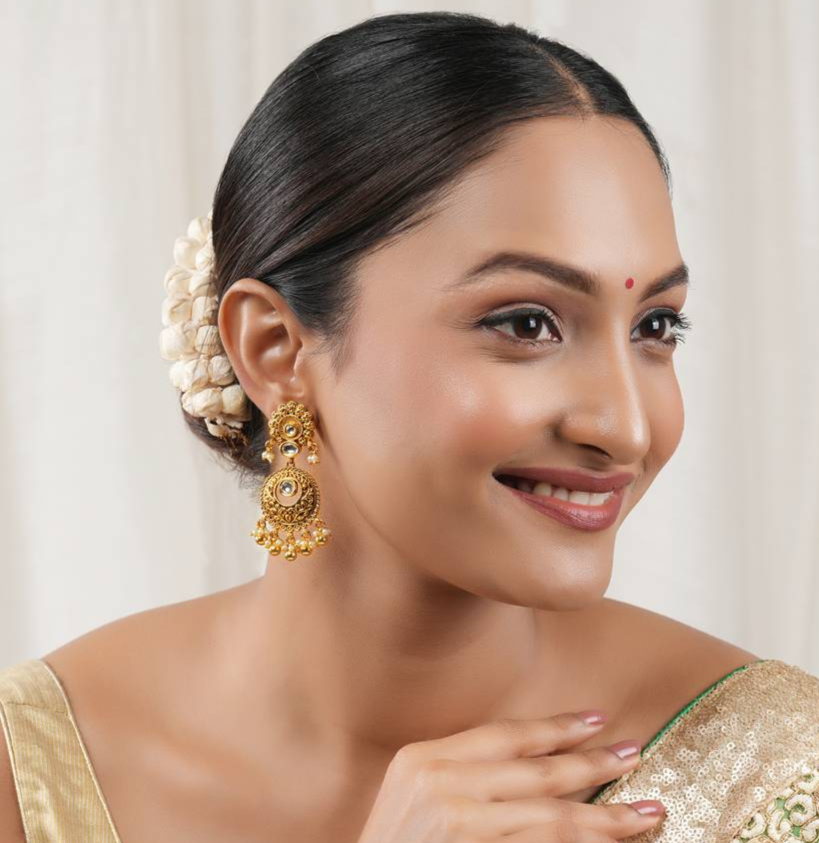 Smars Long Antique Gold Kundan Traditional Antique Gold Earring