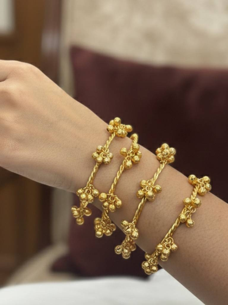 VIVAZS Set Of 4 Gold-Plated Kashmiri Ghungroo Bangle